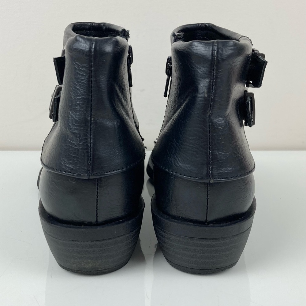 BOC Born Women’s Black Buckle Folded Cuff Heeled Ankle Boots Size 7.5 M - Picture 7 of 10